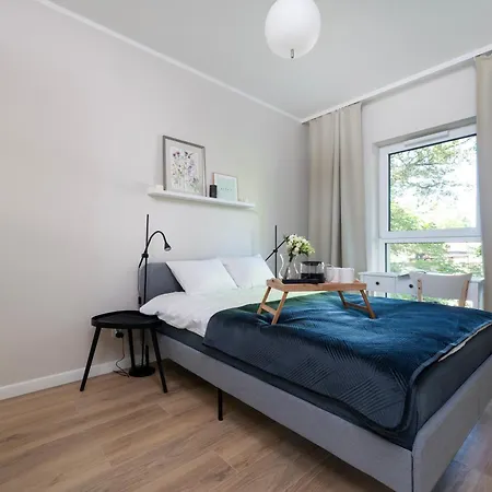 Fabryczna - Workspace, Balcony - By Rentujemy Apartament