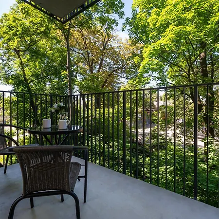 Apartament Fabryczna - Workspace, Balcony - By Rentujemy Łódź