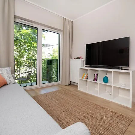 Fabryczna - Workspace, Balcony - By Rentujemy Apartment