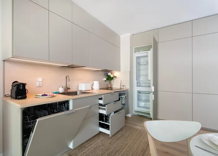 Fabryczna - Workspace, Balcony - By Rentujemy * وودج