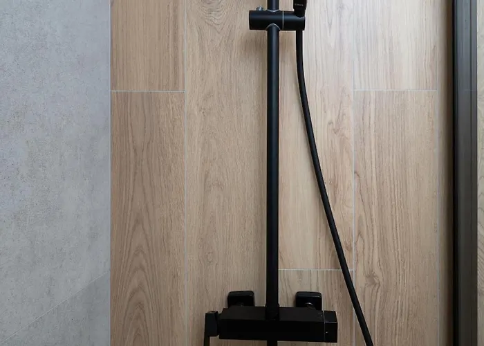 Apartment Fabryczna - Workspace, Balcony - By Rentujemy Łódź