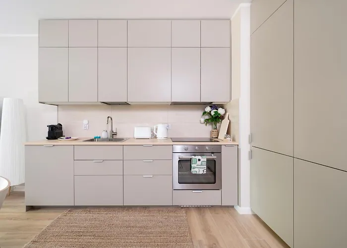 Fabryczna - Workspace, Balcony - By Rentujemy Lejlighed Łódź